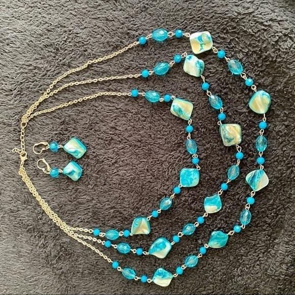 Silver & turquoise colored  beads & abalone shell tri-level necklace & earrings. - Picture 2 of 4